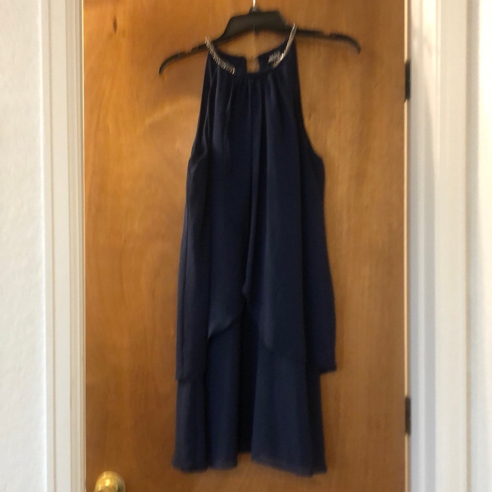 Absolutely gorgeous navy dress